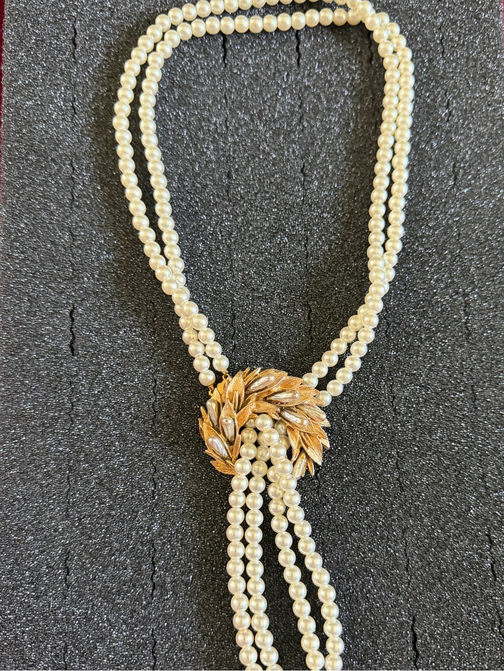 Vintage Florenza Pearl & Gold Tie Necklace